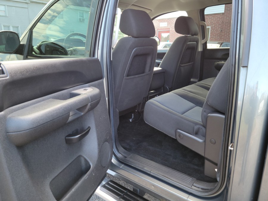2011 Chevrolet Silverado 1500 4WD Crew Cab 143.5" LT, available for sale in East Windsor, Connecticut | Toro Auto. East Windsor, Connecticut 2011 Chevrolet Silverado 1500 4WD Crew Cab 143.5" LT, available for sale in East Windsor, Connecticut | Toro Auto. East Windsor, Connecticut