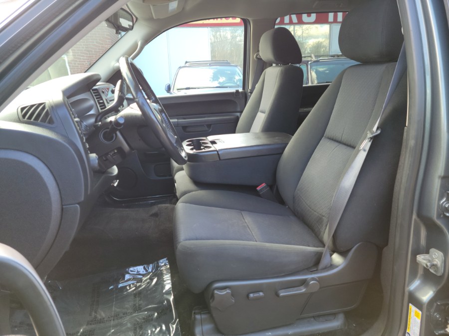 2011 Chevrolet Silverado 1500 4WD Crew Cab 143.5" LT, available for sale in East Windsor, Connecticut | Toro Auto. East Windsor, Connecticut 2011 Chevrolet Silverado 1500 4WD Crew Cab 143.5" LT, available for sale in East Windsor, Connecticut | Toro Auto. East Windsor, Connecticut