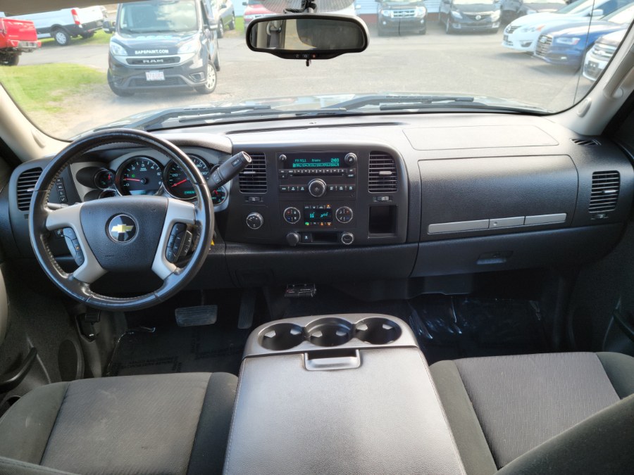 2011 Chevrolet Silverado 1500 4WD Crew Cab 143.5" LT, available for sale in East Windsor, Connecticut | Toro Auto. East Windsor, Connecticut 2011 Chevrolet Silverado 1500 4WD Crew Cab 143.5" LT, available for sale in East Windsor, Connecticut | Toro Auto. East Windsor, Connecticut