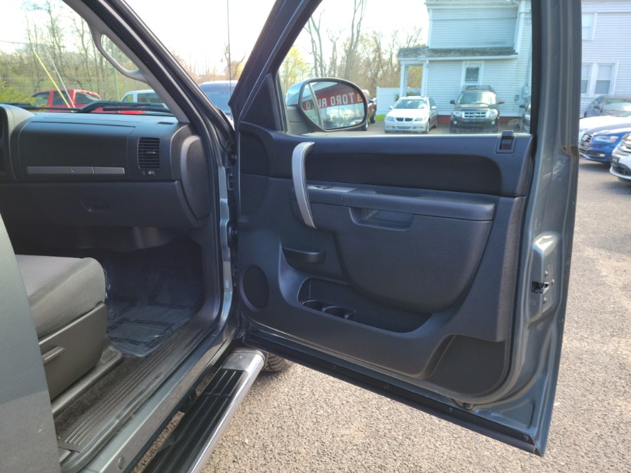 2011 Chevrolet Silverado 1500 4WD Crew Cab 143.5" LT, available for sale in East Windsor, Connecticut | Toro Auto. East Windsor, Connecticut 2011 Chevrolet Silverado 1500 4WD Crew Cab 143.5" LT, available for sale in East Windsor, Connecticut | Toro Auto. East Windsor, Connecticut