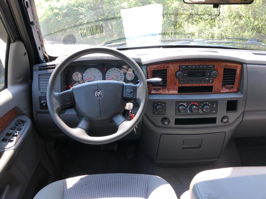 Used Dodge Ram 1500 4dr Quad Cab 140.5 4WD SLT 2006 | Wholesale Direct Motors. Beavercreek, Ohio Used Dodge Ram 1500 4dr Quad Cab 140.5 4WD SLT 2006 | Wholesale Direct Motors. Beavercreek, Ohio