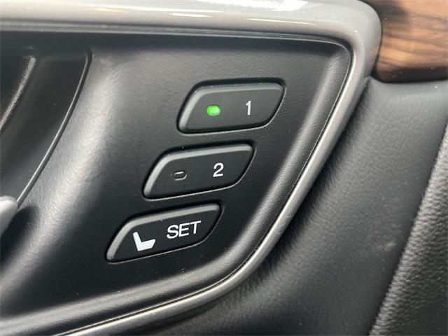 Used Honda Cr-v EX-L 2020 | Eastchester Motor Cars. Bronx, New York Used Honda Cr-v EX-L 2020 | Eastchester Motor Cars. Bronx, New York