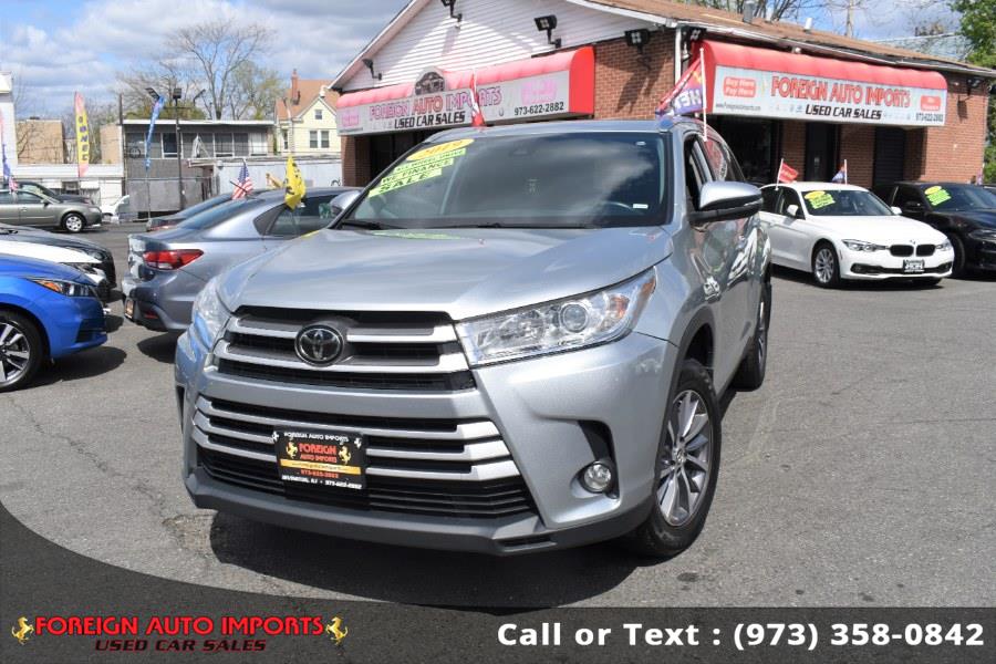 2019 Toyota Highlander XLE V6 AWD (Natl), available for sale in Irvington, New Jersey | Foreign Auto Imports. Irvington, New Jersey
