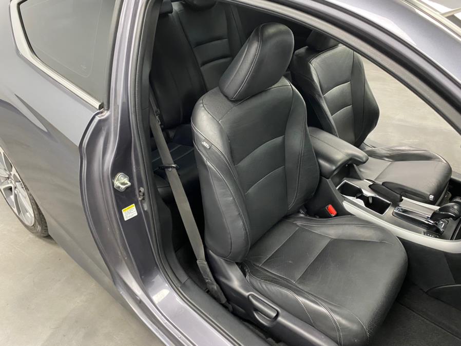 Used Honda Accord Coupe 2dr V6 Auto EX-L w/Navi 2015 | M Auto Group. Elizabeth, New Jersey Used Honda Accord Coupe 2dr V6 Auto EX-L w/Navi 2015 | M Auto Group. Elizabeth, New Jersey