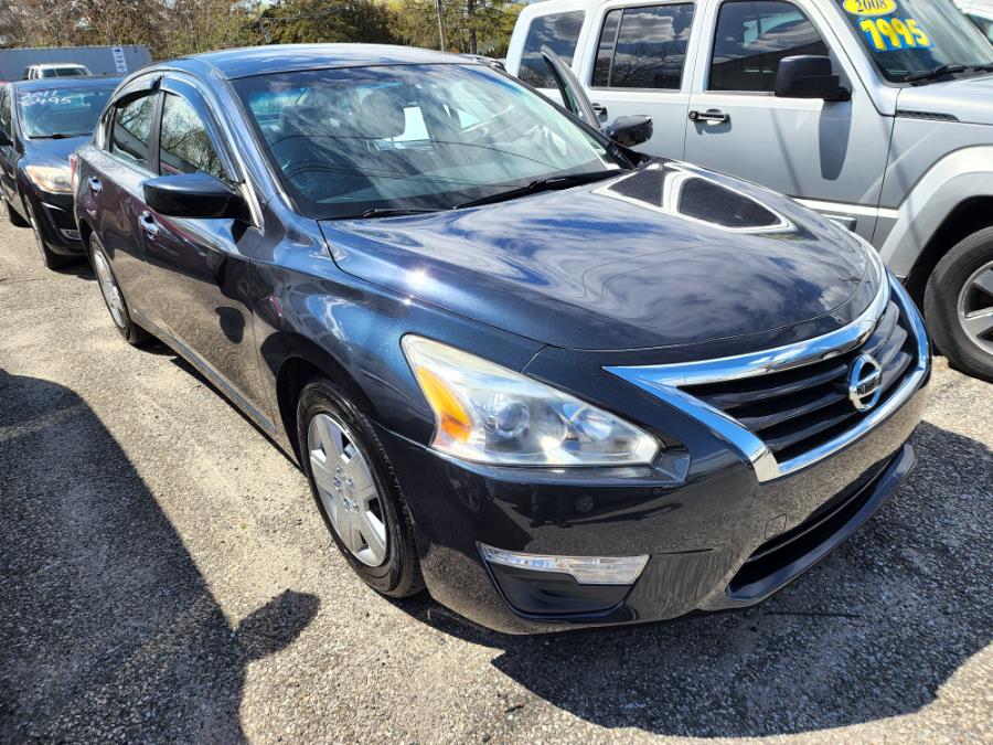 Used 2013 Nissan Altima in Patchogue, New York | Romaxx Truxx. Patchogue, New York
