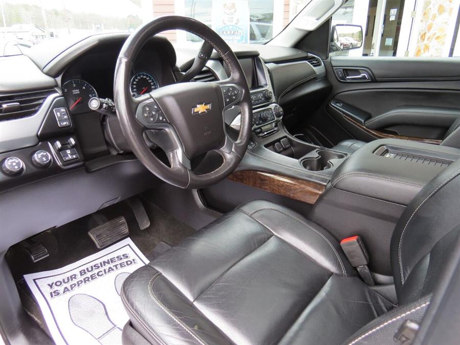 Used Chevrolet Suburban LT 1500 4x4 4dr SUV 2017 | Lake City Exports Inc. Auburn, Maine Used Chevrolet Suburban LT 1500 4x4 4dr SUV 2017 | Lake City Exports Inc. Auburn, Maine