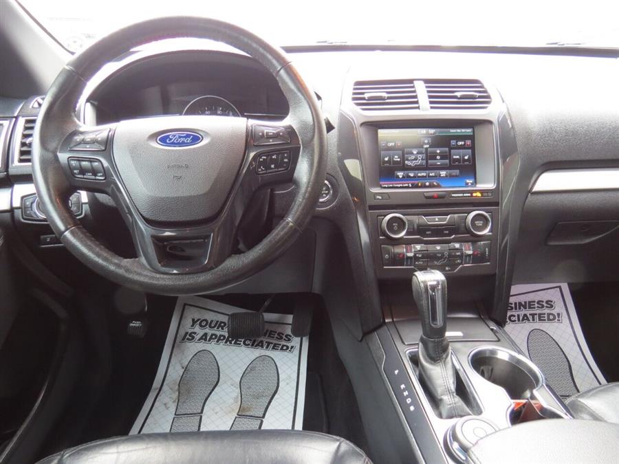 Used Ford Explorer XLT AWD 4dr SUV 2016 | Lake City Exports Inc. Auburn, Maine Used Ford Explorer XLT AWD 4dr SUV 2016 | Lake City Exports Inc. Auburn, Maine