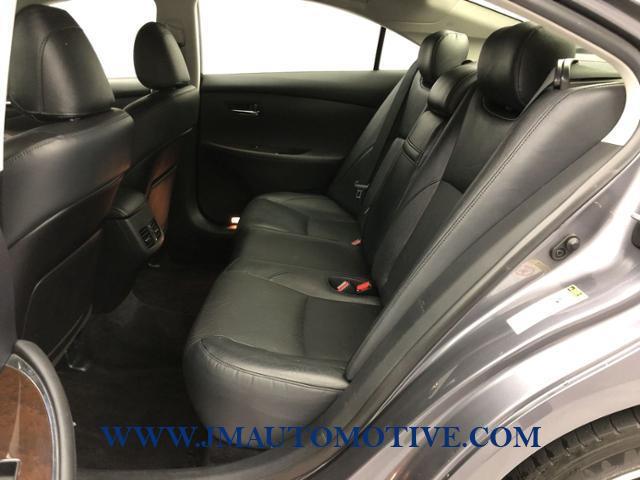 Used Lexus Es 350 4dr Sdn 2012 | J&M Automotive Sls&Svc LLC. Naugatuck, Connecticut Used Lexus Es 350 4dr Sdn 2012 | J&M Automotive Sls&Svc LLC. Naugatuck, Connecticut
