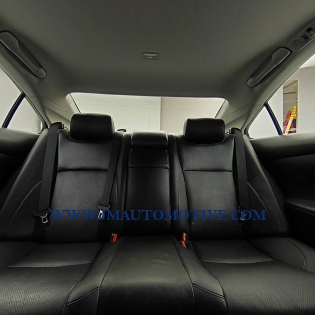 Used Lexus Es 350 4dr Sdn 2012 | J&M Automotive Sls&Svc LLC. Naugatuck, Connecticut Used Lexus Es 350 4dr Sdn 2012 | J&M Automotive Sls&Svc LLC. Naugatuck, Connecticut