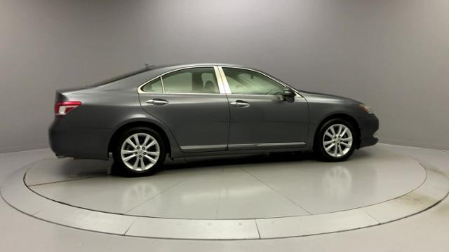 Used Lexus Es 350 4dr Sdn 2012 | J&M Automotive Sls&Svc LLC. Naugatuck, Connecticut Used Lexus Es 350 4dr Sdn 2012 | J&M Automotive Sls&Svc LLC. Naugatuck, Connecticut