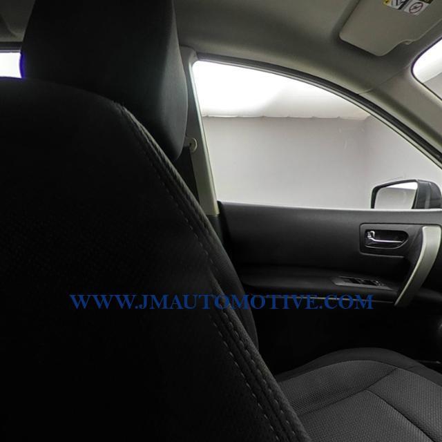 Used Nissan Rogue AWD 4dr SV 2013 | J&M Automotive Sls&Svc LLC. Naugatuck, Connecticut Used Nissan Rogue AWD 4dr SV 2013 | J&M Automotive Sls&Svc LLC. Naugatuck, Connecticut