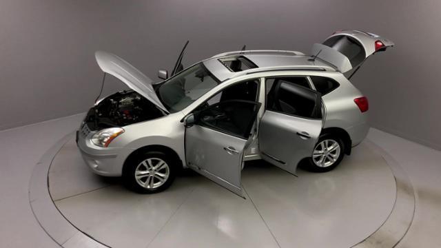 Used Nissan Rogue AWD 4dr SV 2013 | J&M Automotive Sls&Svc LLC. Naugatuck, Connecticut Used Nissan Rogue AWD 4dr SV 2013 | J&M Automotive Sls&Svc LLC. Naugatuck, Connecticut