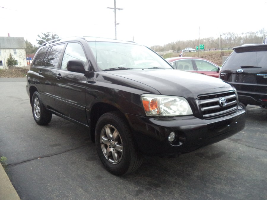 2004 Toyota Highlander XLE, available for sale in Naugatuck, Connecticut | Riverside Motorcars, LLC. Naugatuck, Connecticut 2004 Toyota Highlander XLE, available for sale in Naugatuck, Connecticut | Riverside Motorcars, LLC. Naugatuck, Connecticut