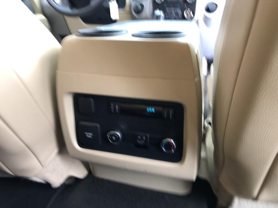 2015 Ford Expedition EL 4WD 4dr XLT, available for sale in Waterbury, Connecticut | National Auto Brokers, Inc.. Waterbury, Connecticut 2015 Ford Expedition EL 4WD 4dr XLT, available for sale in Waterbury, Connecticut | National Auto Brokers, Inc.. Waterbury, Connecticut