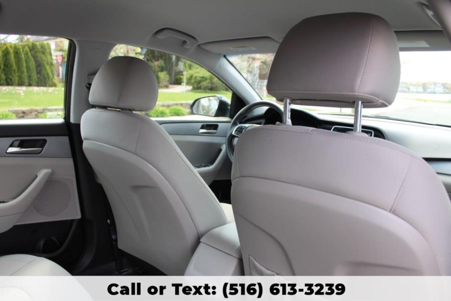 2018 Hyundai Sonata SE 2.4L, available for sale in Great Neck, New York | Great Neck Car Buyers & Sellers. Great Neck, New York 2018 Hyundai Sonata SE 2.4L, available for sale in Great Neck, New York | Great Neck Car Buyers & Sellers. Great Neck, New York