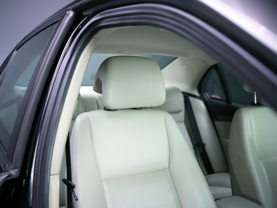 2009 Saab 9-3 4dr Sdn 2.0T Comfort, available for sale in North Salem, New York | Meccanic Shop North Inc. North Salem, New York 2009 Saab 9-3 4dr Sdn 2.0T Comfort, available for sale in North Salem, New York | Meccanic Shop North Inc. North Salem, New York