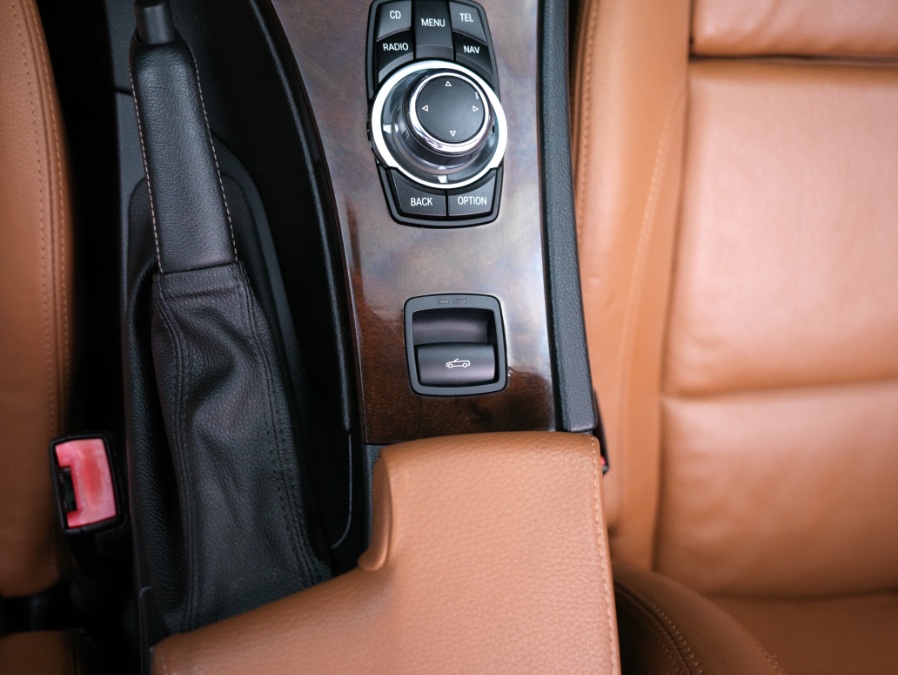 2010 BMW 3 Series 2dr Conv 328i, available for sale in North Salem, New York | Meccanic Shop North Inc. North Salem, New York 2010 BMW 3 Series 2dr Conv 328i, available for sale in North Salem, New York | Meccanic Shop North Inc. North Salem, New York