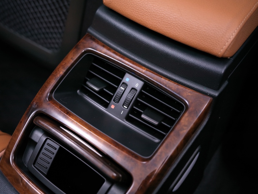 2010 BMW 3 Series 2dr Conv 328i, available for sale in North Salem, New York | Meccanic Shop North Inc. North Salem, New York 2010 BMW 3 Series 2dr Conv 328i, available for sale in North Salem, New York | Meccanic Shop North Inc. North Salem, New York