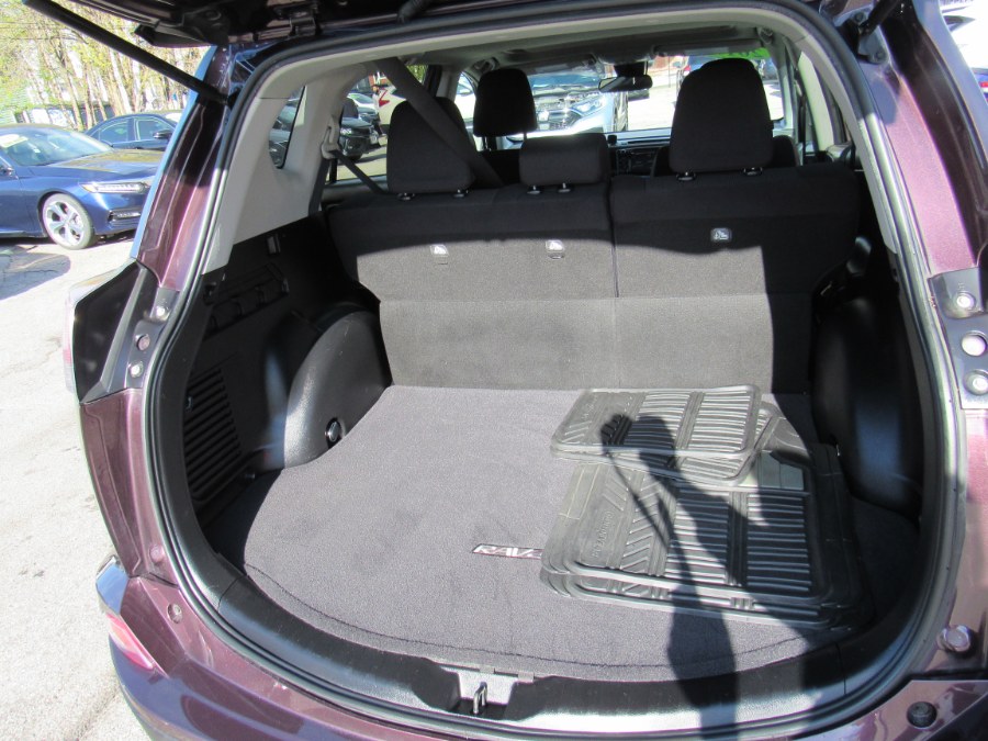 Used Toyota RAV4 XLE 2017 | Hilario's Auto Sales Inc.. Worcester, Massachusetts Used Toyota RAV4 XLE 2017 | Hilario's Auto Sales Inc.. Worcester, Massachusetts