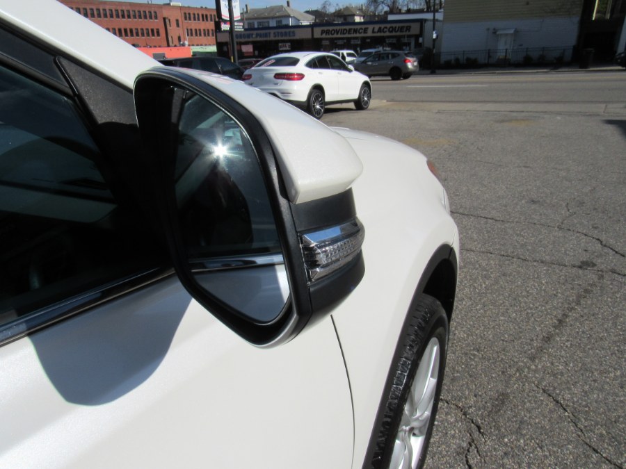 Used Toyota RAV4 Limited 2014 | Hilario's Auto Sales Inc.. Worcester, Massachusetts Used Toyota RAV4 Limited 2014 | Hilario's Auto Sales Inc.. Worcester, Massachusetts