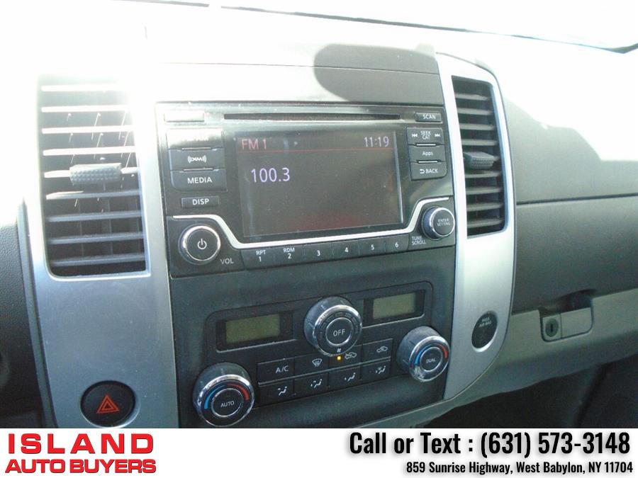 Used Nissan Frontier SV 4x4 4dr Crew Cab 5 ft. SB Pickup 5A 2016 | Island Auto Buyers. West Babylon, New York Used Nissan Frontier SV 4x4 4dr Crew Cab 5 ft. SB Pickup 5A 2016 | Island Auto Buyers. West Babylon, New York