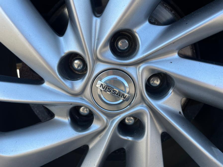 2014 Nissan Rogue SL. LOW MILES!, available for sale in Rosedale, New York | Sunrise Auto Sales. Rosedale, New York 2014 Nissan Rogue SL. LOW MILES!, available for sale in Rosedale, New York | Sunrise Auto Sales. Rosedale, New York