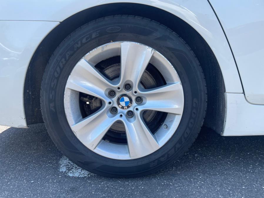 2012 BMW 528 X-DRIVE. CLEAN CARFAX! LOW MILES!, available for sale in Rosedale, New York | Sunrise Auto Sales. Rosedale, New York 2012 BMW 528 X-DRIVE. CLEAN CARFAX! LOW MILES!, available for sale in Rosedale, New York | Sunrise Auto Sales. Rosedale, New York