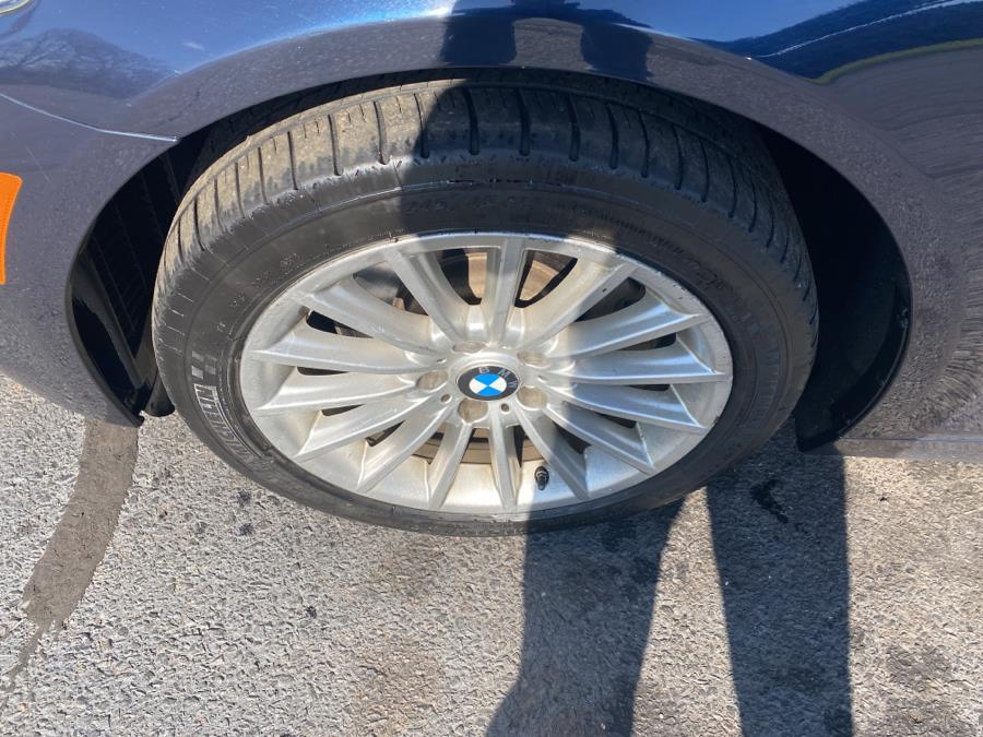 Used BMW 5 Series 4dr Sdn 535i xDrive AWD 2012 | Newfield Auto Sales. Middletown, Connecticut Used BMW 5 Series 4dr Sdn 535i xDrive AWD 2012 | Newfield Auto Sales. Middletown, Connecticut
