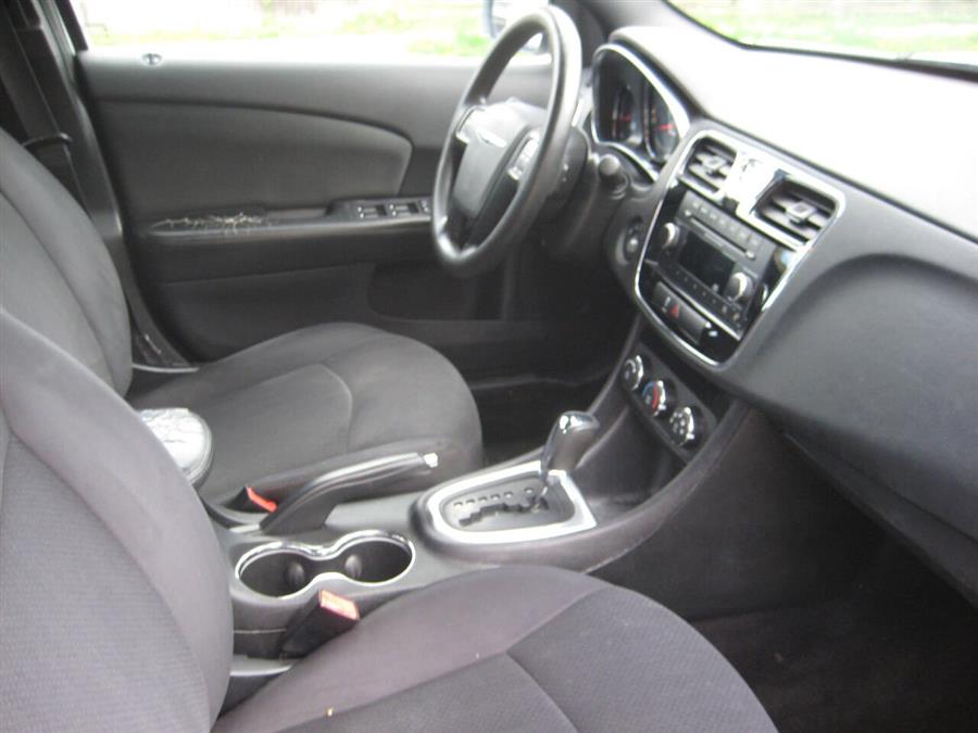 2012 Chrysler 200 LX 4dr Sedan, available for sale in Massapequa, New York | Rite Choice Auto Inc.. Massapequa, New York 2012 Chrysler 200 LX 4dr Sedan, available for sale in Massapequa, New York | Rite Choice Auto Inc.. Massapequa, New York