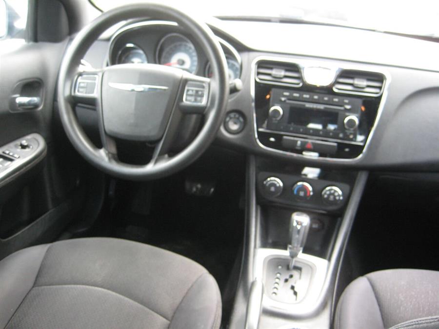 2012 Chrysler 200 LX 4dr Sedan, available for sale in Massapequa, New York | Rite Choice Auto Inc.. Massapequa, New York 2012 Chrysler 200 LX 4dr Sedan, available for sale in Massapequa, New York | Rite Choice Auto Inc.. Massapequa, New York