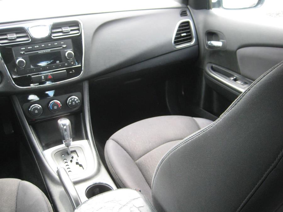 2012 Chrysler 200 LX 4dr Sedan, available for sale in Massapequa, New York | Rite Choice Auto Inc.. Massapequa, New York 2012 Chrysler 200 LX 4dr Sedan, available for sale in Massapequa, New York | Rite Choice Auto Inc.. Massapequa, New York
