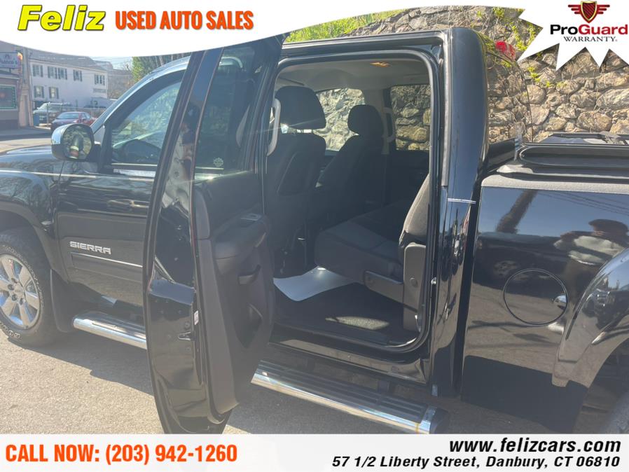 2011 GMC Sierra 1500 4WD Crew Cab 143.5" SLE, available for sale in Danbury, Connecticut | Feliz Used Auto Sales. Danbury, Connecticut 2011 GMC Sierra 1500 4WD Crew Cab 143.5" SLE, available for sale in Danbury, Connecticut | Feliz Used Auto Sales. Danbury, Connecticut