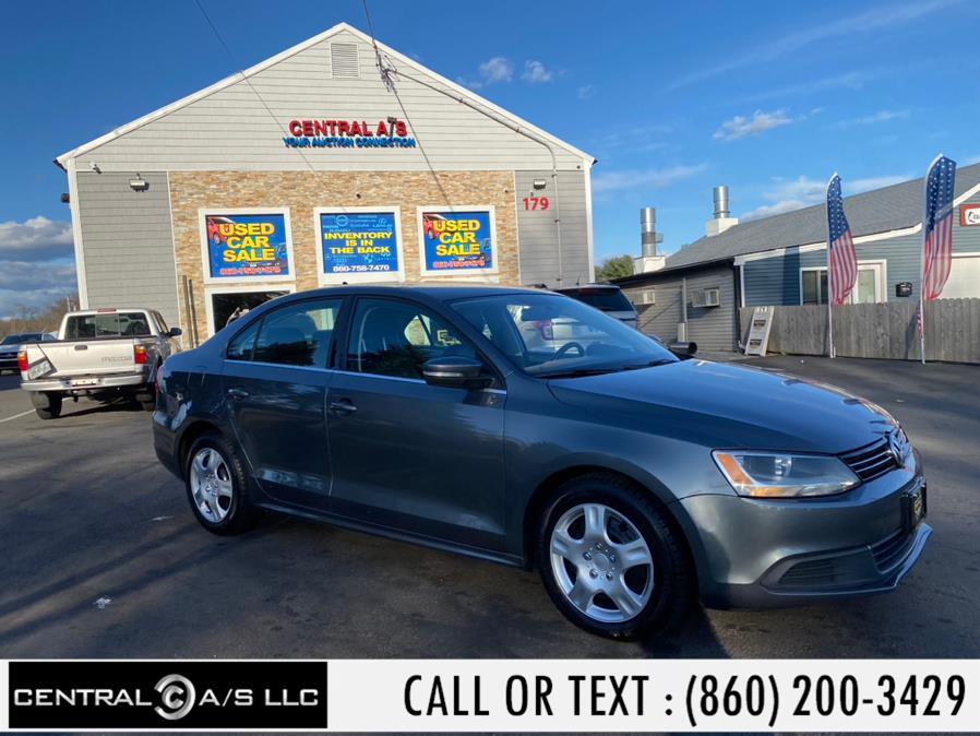 Used Volkswagen Jetta Sedan 4dr Auto SE PZEV *Ltd Avail* 2013 | Central A/S LLC. East Windsor, Connecticut Used Volkswagen Jetta Sedan 4dr Auto SE PZEV *Ltd Avail* 2013 | Central A/S LLC. East Windsor, Connecticut
