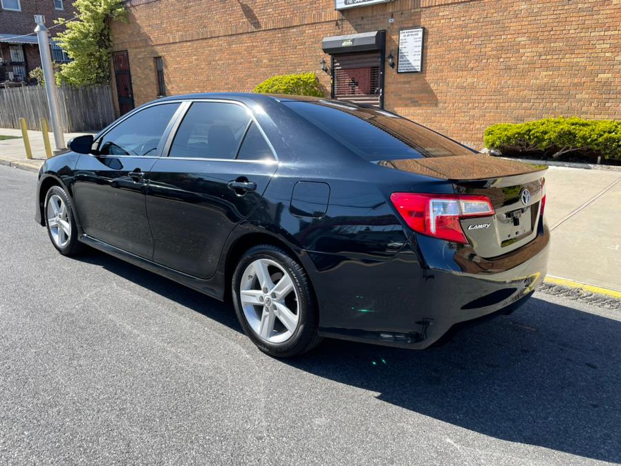 2013 Toyota Camry 4dr Sdn I4 Auto SE (Natl), available for sale in Brooklyn, NY