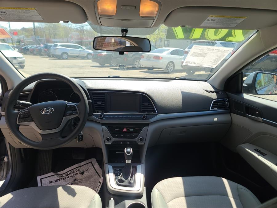 Used Hyundai Elantra 2.0i 4-door CVT 2017 | Safe Used Auto Sales LLC. Danbury, Connecticut
