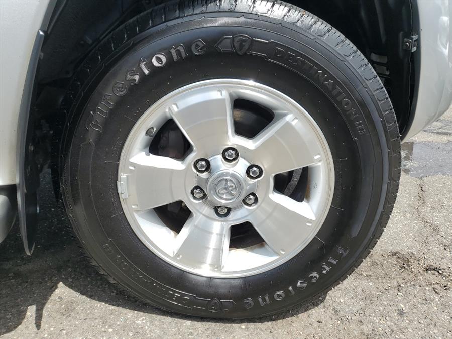 Used Toyota 4Runner 4dr Limited V8 Auto 4WD (Natl) 2004 | Absolute Motors Inc. Springfield, Massachusetts Used Toyota 4Runner 4dr Limited V8 Auto 4WD (Natl) 2004 | Absolute Motors Inc. Springfield, Massachusetts