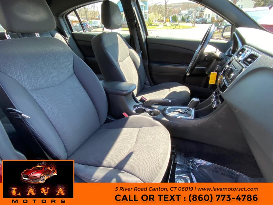 Used Chrysler 200 4dr Sdn Touring 2013 | Lava Motors. Canton, Connecticut Used Chrysler 200 4dr Sdn Touring 2013 | Lava Motors. Canton, Connecticut