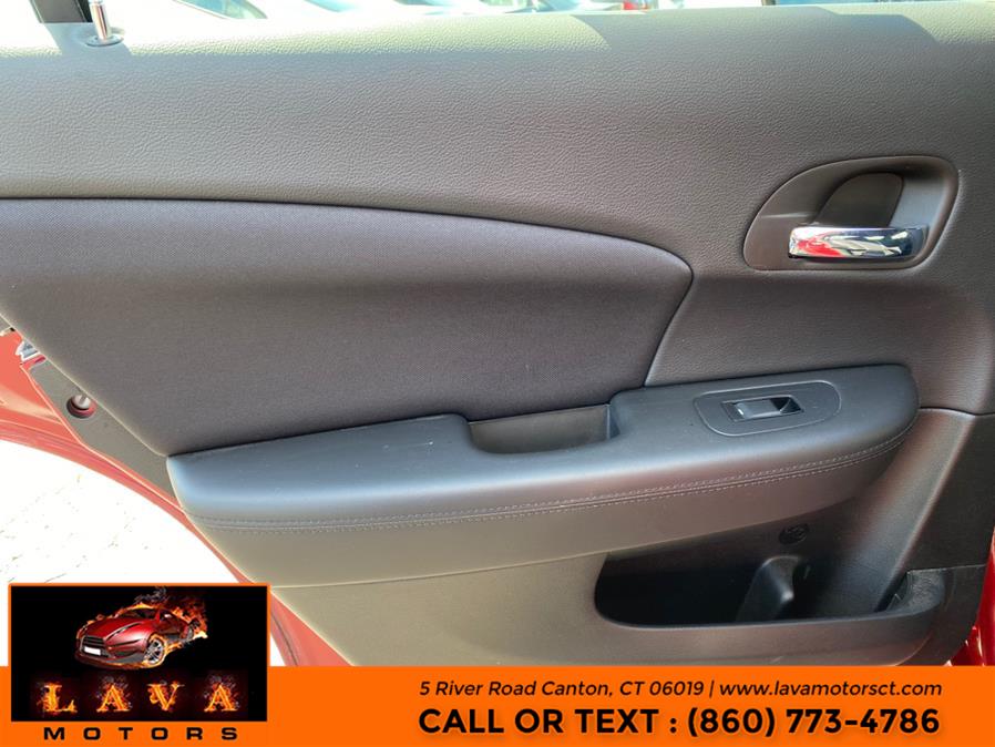 Used Chrysler 200 4dr Sdn Touring 2013 | Lava Motors. Canton, Connecticut Used Chrysler 200 4dr Sdn Touring 2013 | Lava Motors. Canton, Connecticut