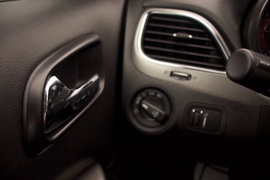 2019 Dodge Journey Crossroad AWD, available for sale in Linden, New Jersey | Route 27 Auto Mall. Linden, New Jersey 2019 Dodge Journey Crossroad AWD, available for sale in Linden, New Jersey | Route 27 Auto Mall. Linden, New Jersey