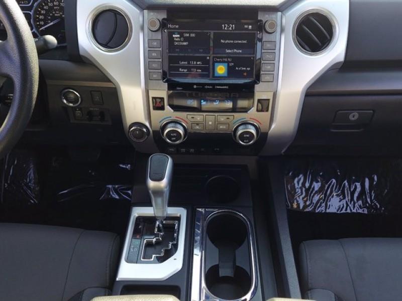 Used Toyota Tundra 4wd SR5 w/Nav & RearCam 2020 | Car Revolution. Maple Shade, New Jersey Used Toyota Tundra 4wd SR5 w/Nav & RearCam 2020 | Car Revolution. Maple Shade, New Jersey