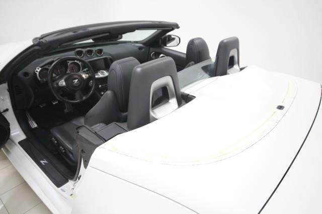 Used Nissan 370z Roadster Touring w/ Navi & rearCam 2014 | Car Revolution. Maple Shade, New Jersey Used Nissan 370z Roadster Touring w/ Navi & rearCam 2014 | Car Revolution. Maple Shade, New Jersey