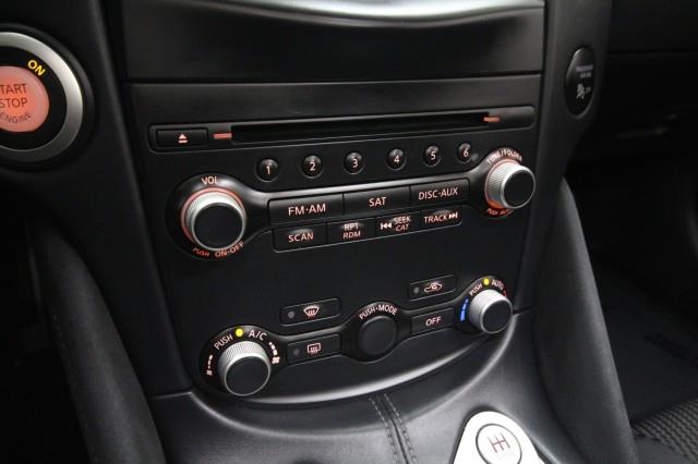 Used Nissan 370z Roadster Touring w/ Navi & rearCam 2014 | Car Revolution. Maple Shade, New Jersey Used Nissan 370z Roadster Touring w/ Navi & rearCam 2014 | Car Revolution. Maple Shade, New Jersey