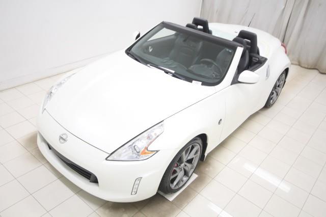 Used Nissan 370z Roadster Touring w/ Navi & rearCam 2014 | Car Revolution. Maple Shade, New Jersey Used Nissan 370z Roadster Touring w/ Navi & rearCam 2014 | Car Revolution. Maple Shade, New Jersey