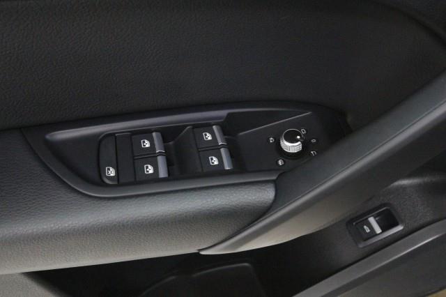 Used Audi Q5 quattro Tech Premium w/ Navi & rearCam 2018 | Car Revolution. Maple Shade, New Jersey Used Audi Q5 quattro Tech Premium w/ Navi & rearCam 2018 | Car Revolution. Maple Shade, New Jersey