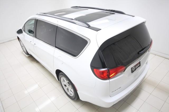 Used Chrysler Pacifica Limited w/ Navi, RES & rearCam 2018 | Car Revolution. Maple Shade, New Jersey Used Chrysler Pacifica Limited w/ Navi, RES & rearCam 2018 | Car Revolution. Maple Shade, New Jersey