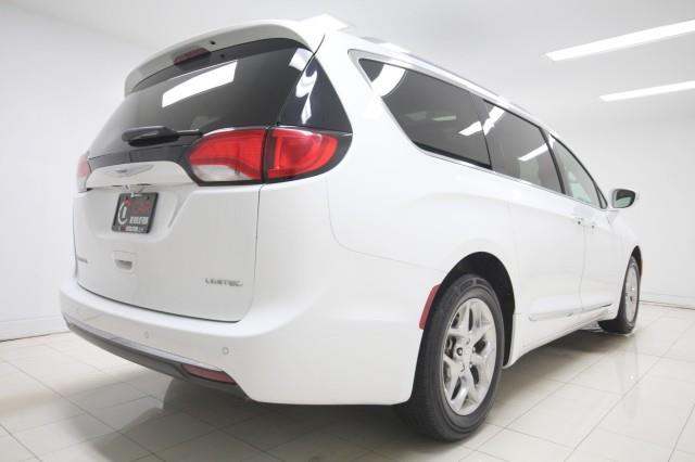 Used Chrysler Pacifica Limited w/ Navi, RES & rearCam 2018 | Car Revolution. Maple Shade, New Jersey Used Chrysler Pacifica Limited w/ Navi, RES & rearCam 2018 | Car Revolution. Maple Shade, New Jersey