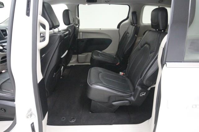 Used Chrysler Pacifica Limited w/ Navi, RES & rearCam 2018 | Car Revolution. Maple Shade, New Jersey Used Chrysler Pacifica Limited w/ Navi, RES & rearCam 2018 | Car Revolution. Maple Shade, New Jersey