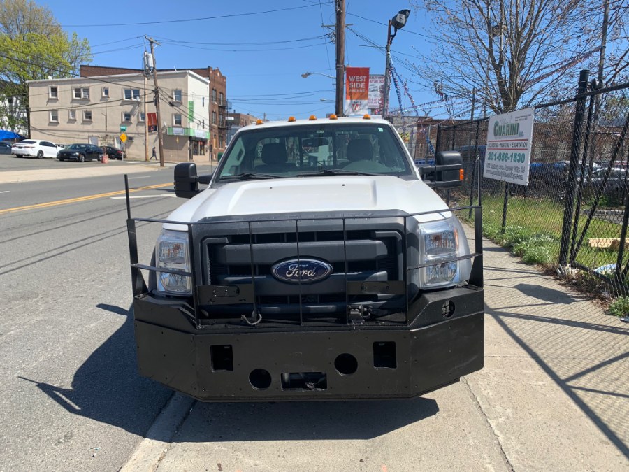 2014 Ford Super Duty F-550 DRW 4WD Reg Cab 201" WB 120" CA XLT, available for sale in Jersey City, New Jersey | Car Valley Group. Jersey City, New Jersey 2014 Ford Super Duty F-550 DRW 4WD Reg Cab 201" WB 120" CA XLT, available for sale in Jersey City, New Jersey | Car Valley Group. Jersey City, New Jersey