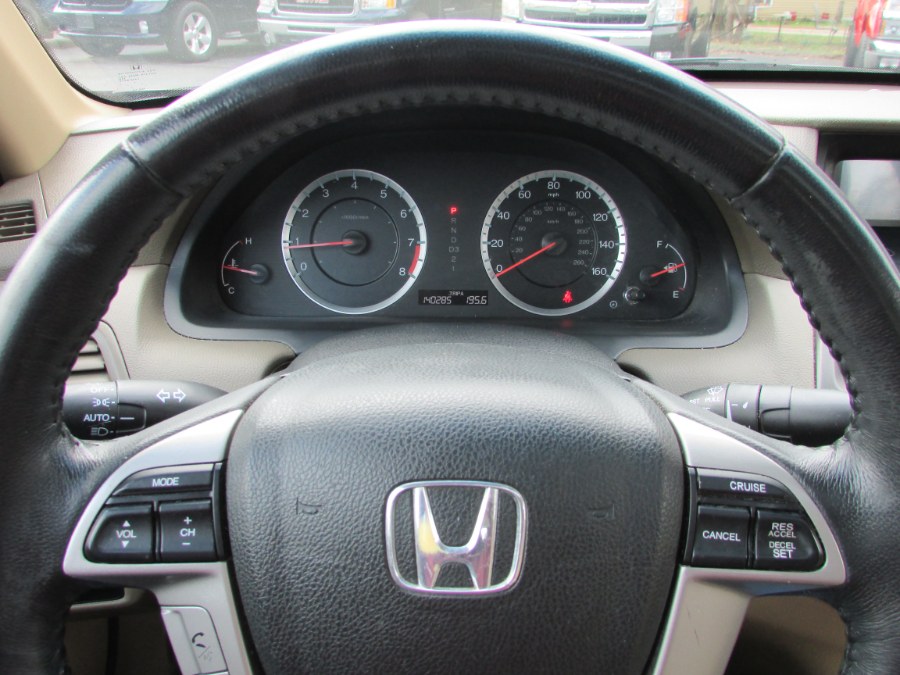 Used Honda Accord Sdn 4dr I4 Auto EX-L PZEV 2010 | United Auto Sales of E Windsor, Inc. East Windsor, Connecticut Used Honda Accord Sdn 4dr I4 Auto EX-L PZEV 2010 | United Auto Sales of E Windsor, Inc. East Windsor, Connecticut