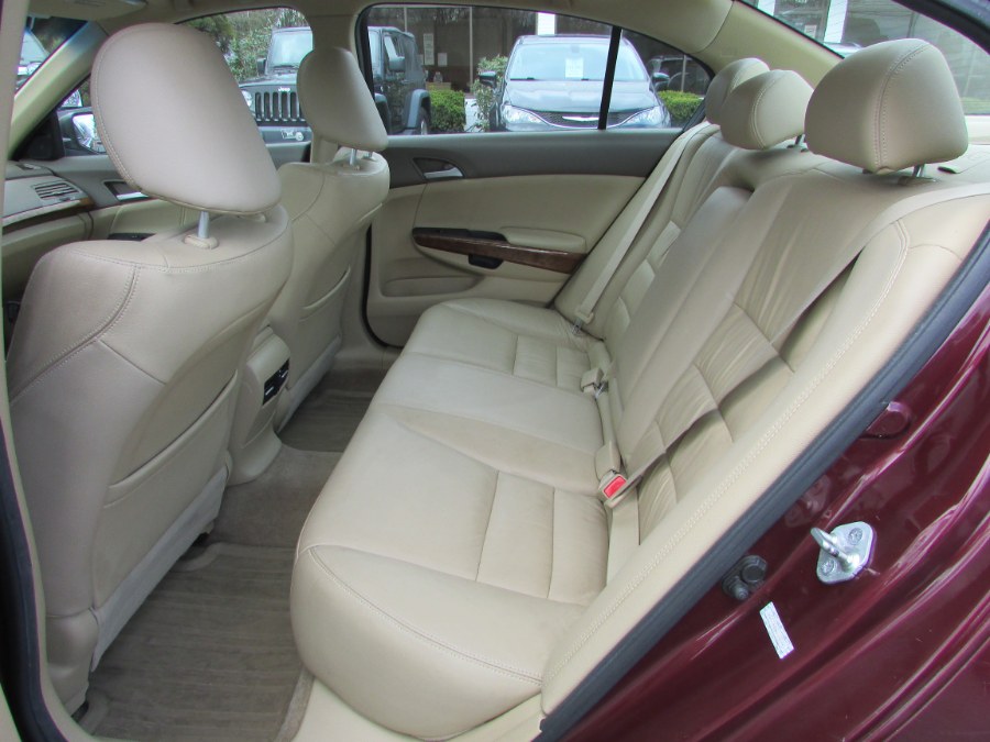 Used Honda Accord Sdn 4dr I4 Auto EX-L PZEV 2010 | United Auto Sales of E Windsor, Inc. East Windsor, Connecticut Used Honda Accord Sdn 4dr I4 Auto EX-L PZEV 2010 | United Auto Sales of E Windsor, Inc. East Windsor, Connecticut